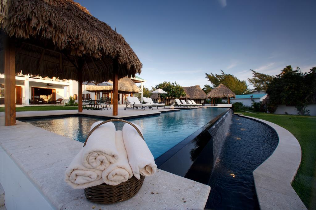 Victoria House Resort & Spa San Pedro  Exterior photo