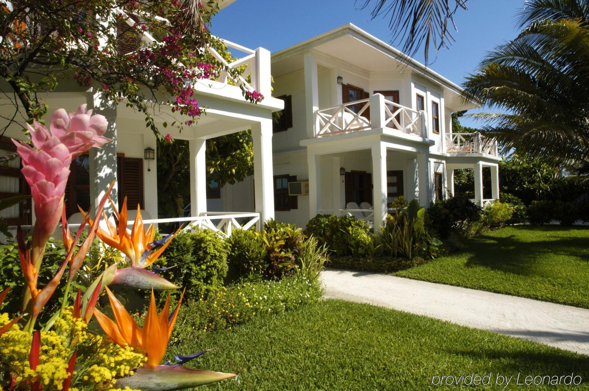 Victoria House Resort & Spa San Pedro  Exterior photo