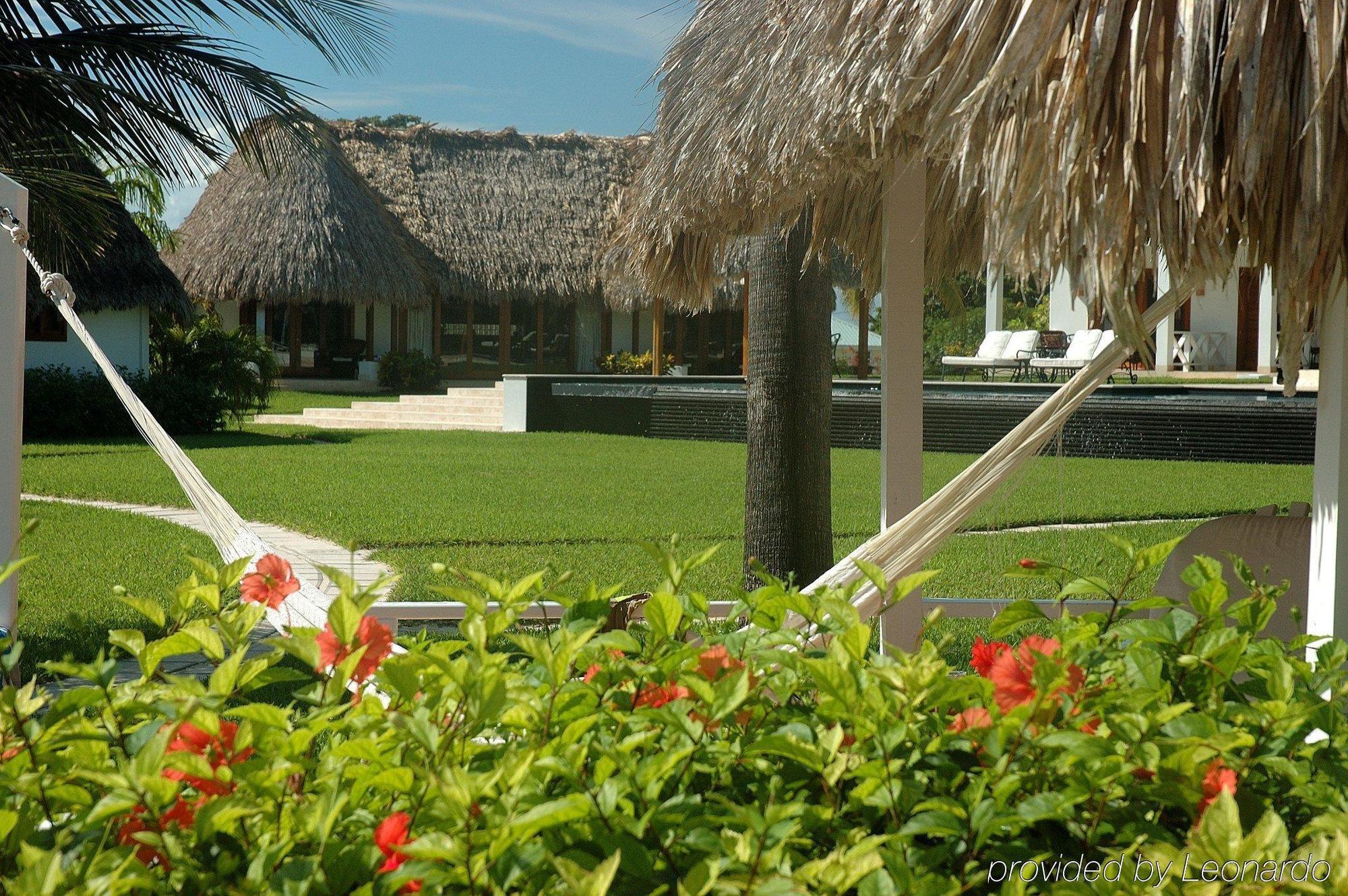 Victoria House Resort & Spa San Pedro  Exterior photo