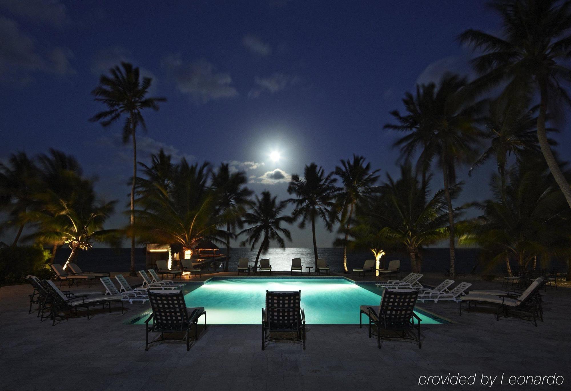 Victoria House Resort & Spa San Pedro  Exterior photo